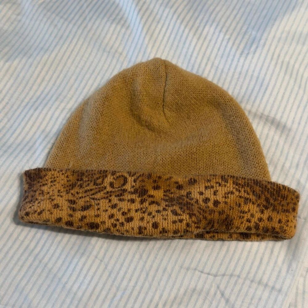 Brown leopard print beanie #leopardprint #knitwear